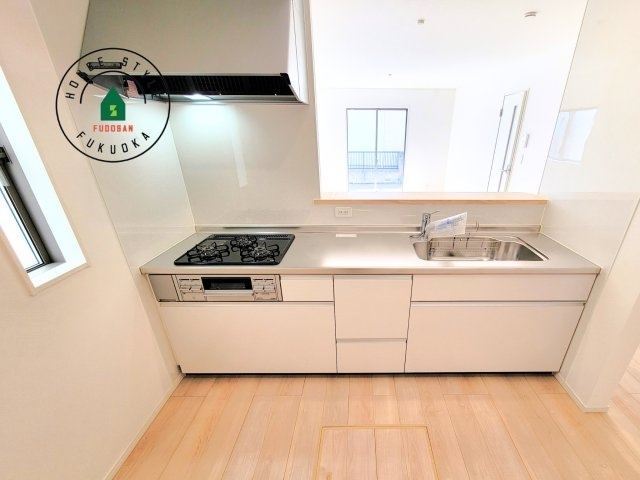 福岡市西区野方5丁目第15-2棟（1号棟）の内観：施工例|忙しい朝でも家族揃って食事をしたいゆとりあるダイニングスペース。