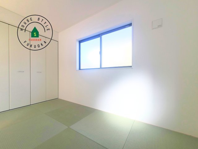 福岡市西区野方5丁目第15-2棟（1号棟）の内観：施工例|和室を上手に活用すると暮らし方の幅が広がります。例えば普段は開け放して、子供の小さいうちはお昼寝や遊びのスペースに。畳はソフトなので転んでもケガをしにくく安心です