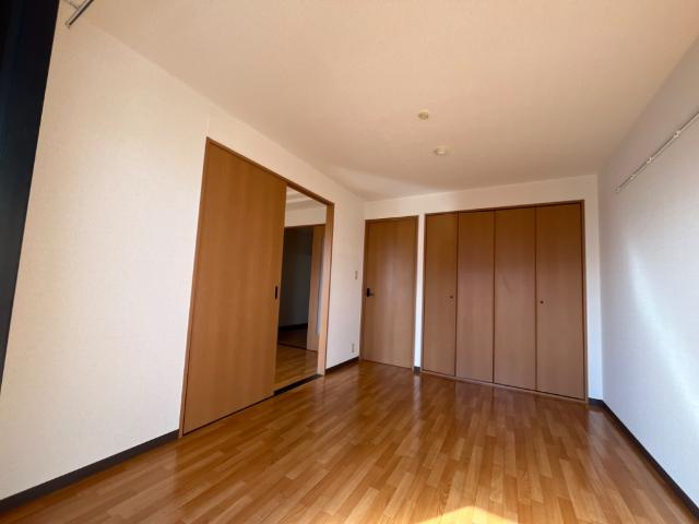 クレイスヴィラの寝室|洋室