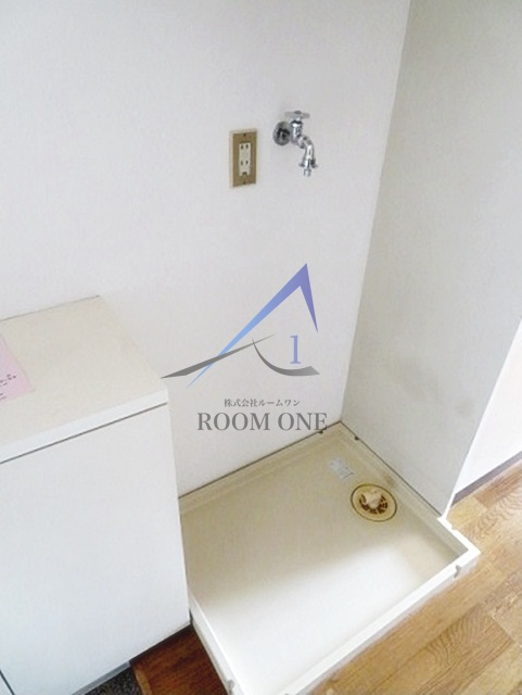 Ｕｒｂａｎ　Ｖｉｅｗ　Ｓｈｉｂａｔａの設備|洗濯機置き場です。