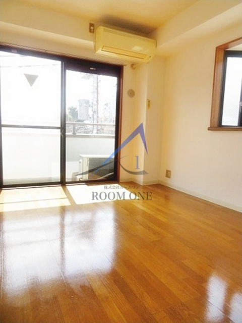 Ｕｒｂａｎ　Ｖｉｅｗ　Ｓｈｉｂａｔａ