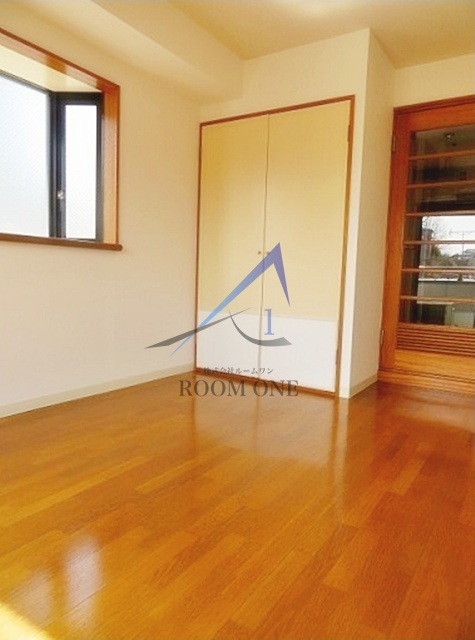 Ｕｒｂａｎ　Ｖｉｅｗ　Ｓｈｉｂａｔａの居間・リビング|洋室のお部屋です。