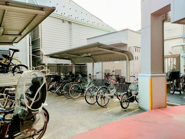 ライオンズマンション綾瀬・谷中公園305号室のその他共用部分