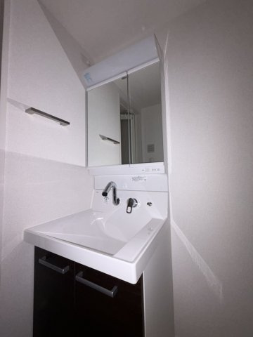 GENOVIA二子新地の洗面所|別タイプ参考写真