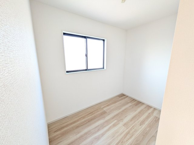 日立市東町　3期　新築戸建　1号棟の洋室