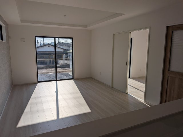日立市東町　3期　新築戸建　2号棟の居間・リビング