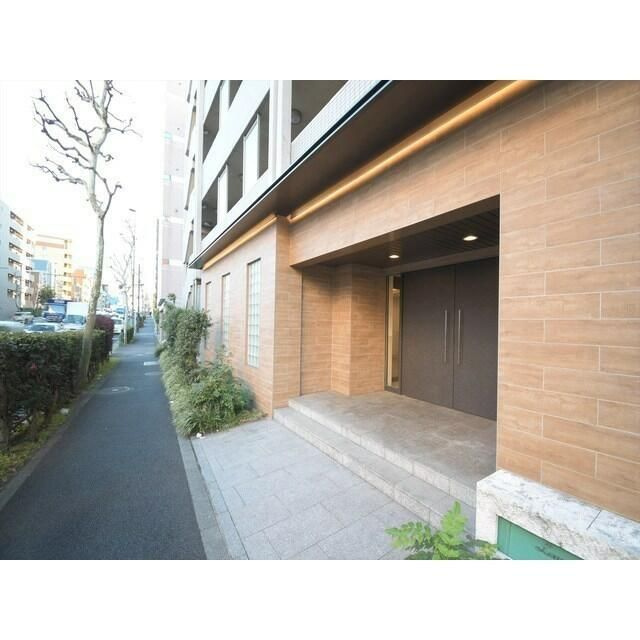 ルクレ代田橋のエントランス