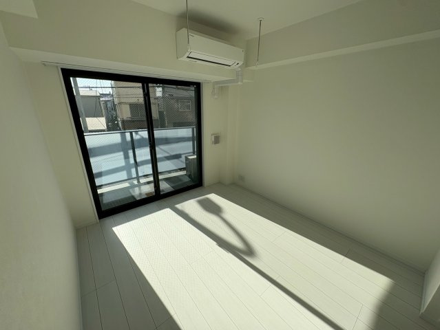 S-RESIDENCE本中山aloriaの居間・リビング