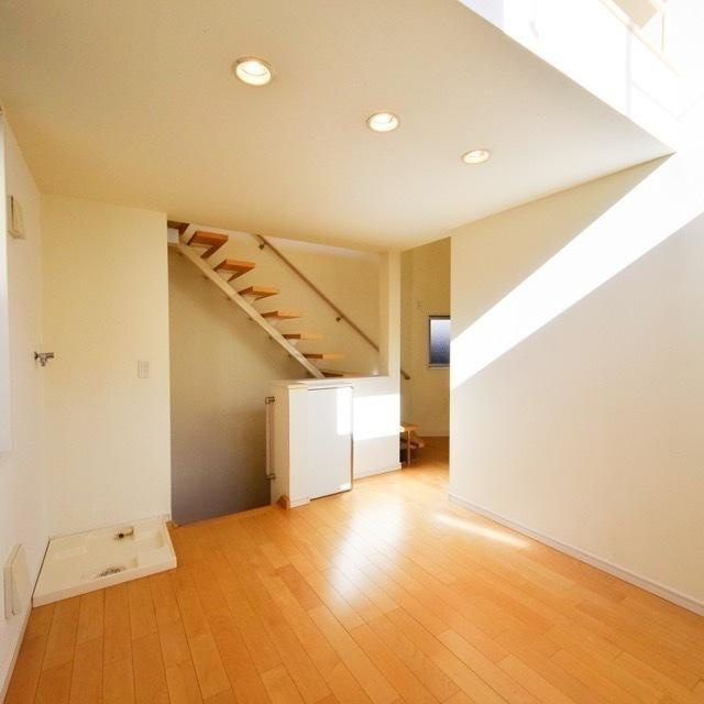 グランエッグス桜新町Sの居間・リビング|居室、リビング