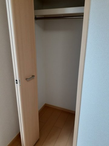 アニュ－グレイス新井薬師の収納|便利な収納スペースです