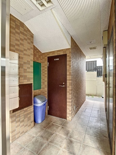 グレイスコート幡ヶ谷のエントランス|建物の内部です