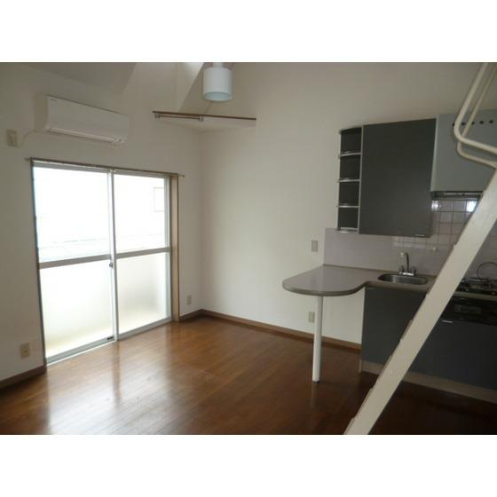 シェンブルグの居間・リビング|おしゃれなリビングです