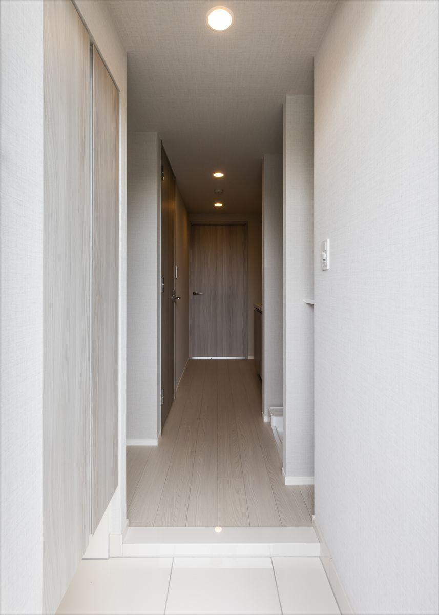 DIPS明大前の玄関|きれいな玄関です