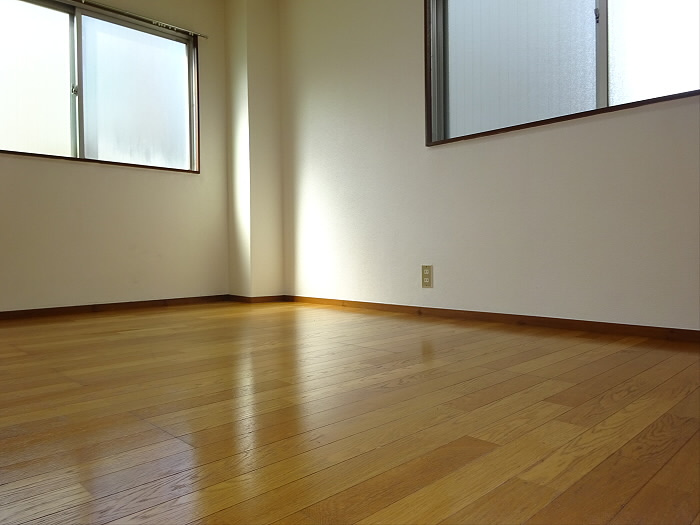 杉下ハウスの寝室|落ち着いた色調の寝室です