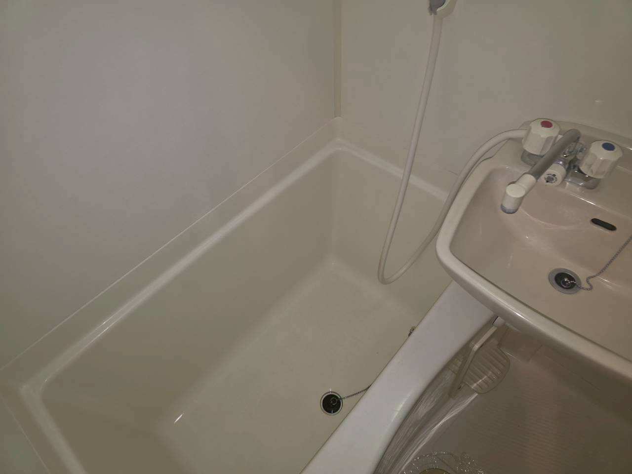 フュエルラーデン笹塚の浴室|日々の暮らしに欠かせないお風呂です