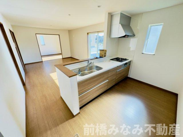 佐波郡玉村町斎田　A号棟(全６棟)　ハートフルタウン　新築建売分譲のキッチン|コンパクトなキッチンで掃除もラクラク