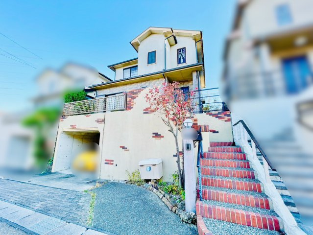 名東区梅森坂西一丁目戸建の外観|外観③