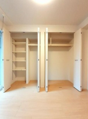 カステロ板橋本町の収納