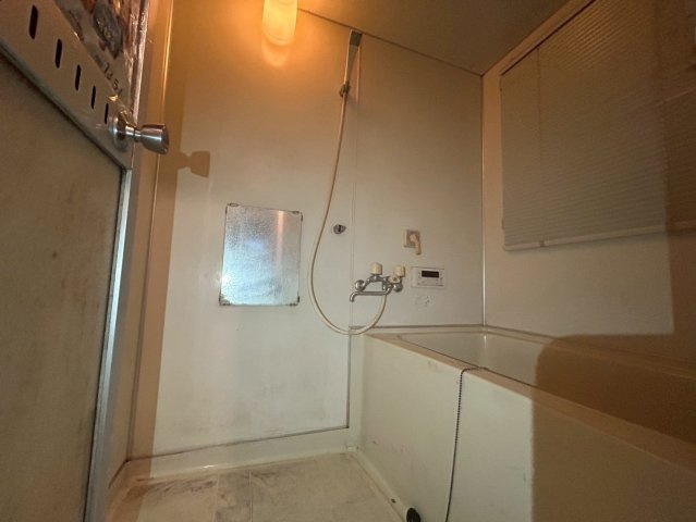 成田市吉岡　中古戸建の浴室