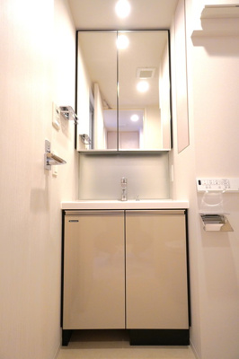 【洗面所】 | ルフォンプログレ西大井プレミア | ※写真は同タイプ住戸です。