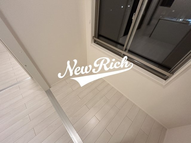 伊勢崎市八寸町のアパートのバルコニー