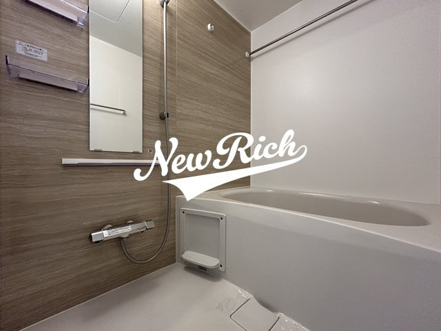 伊勢崎市八寸町のアパートの浴室