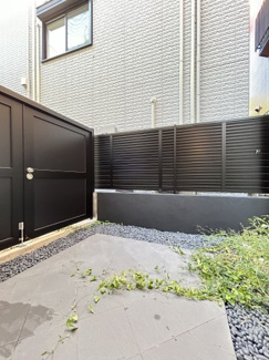 【庭】 | Lapule 目黒柿の木坂