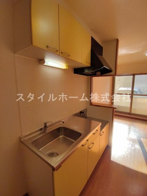 【キッチン】 | ウイング天伯　B棟 | 別部屋写真です。