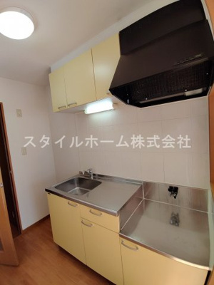 【キッチン】 | ウイング天伯　B棟 | 別部屋写真です。