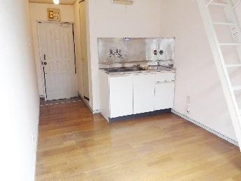 コスモコーポの寝室|使い勝手のいい寝室です