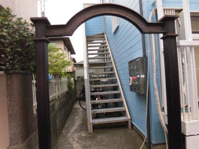 コスモコーポのエントランス|建物の内部です