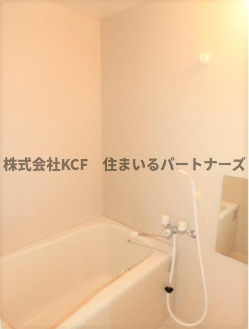 エクセレント東町の浴室|落ち着いた空間のお風呂です