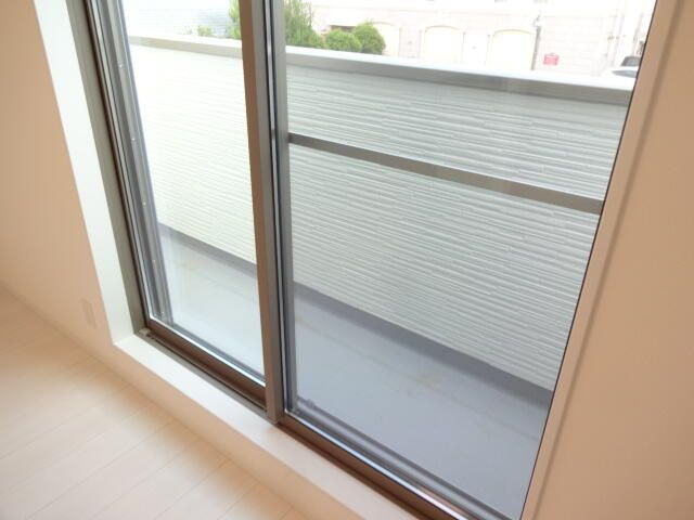 Ｖ－ｒｏｏｍ２（ブイルームツー）のバルコニー