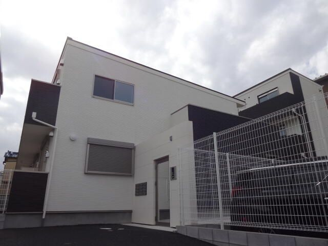 Ｖ－ｒｏｏｍ２（ブイルームツー）の外観