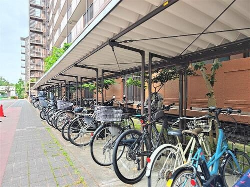 ライオンズマンション八事ガーデン壱番館のその他|駐輪場