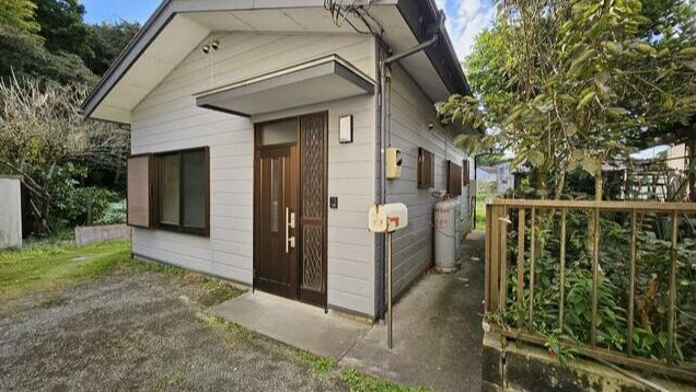 【エントランス】 | 今泉3丁目貸家