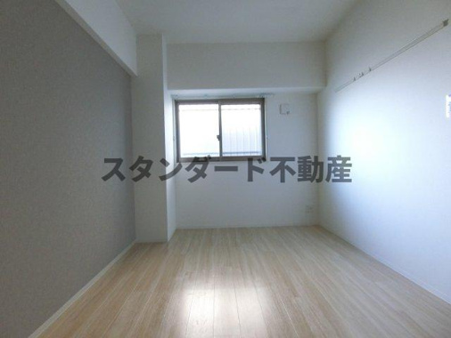 【寝室】
