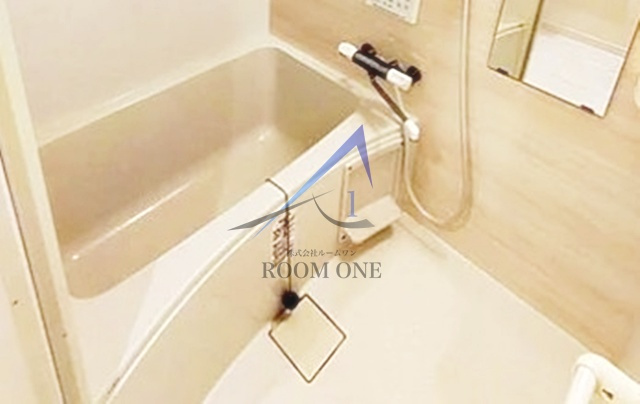 アーベインテラス氷川台の浴室|お風呂です。