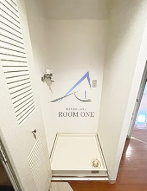 ＬＡＮＡＩ ＣＬＡＳＳＩＣＯの設備|洗濯機置き場です。