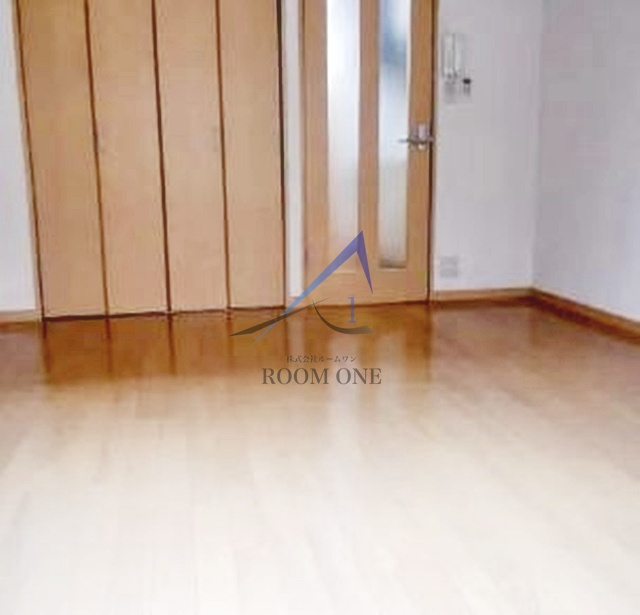 フラットウェルⅡの居間・リビング|洋室のお部屋です。