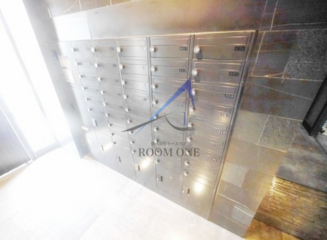 SQUARE CITY YOKOHAMA TSURUMIのその他共用部分|集合ポストです。