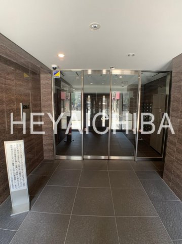 グランヴァン浅草橋駅前のエントランス