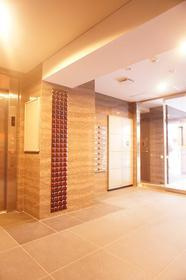 グランヴァン浅草橋駅前のロビー