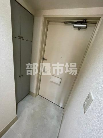 ラ・フォレ根岸の玄関