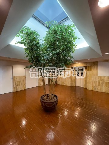 ラ・フォレ根岸のロビー