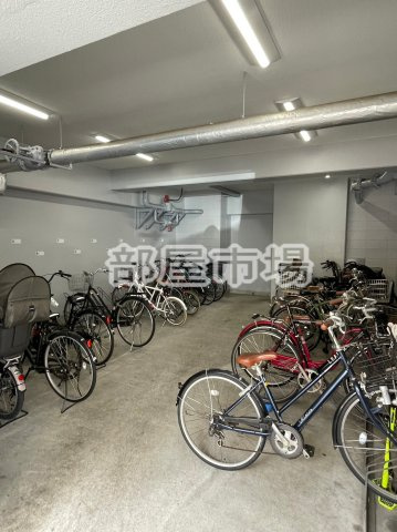 ラ・フォレ根岸のその他共用部分|駐輪場