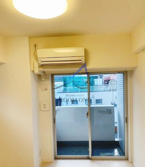 コンシェリア新宿EASTの居間・リビング|洋室のお部屋です。