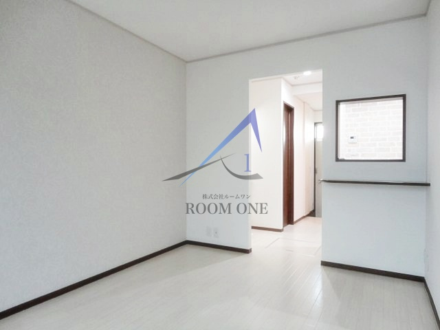 ペナテス松長の居間・リビング|洋室のお部屋です。