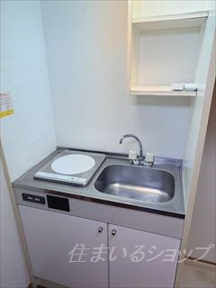 広島市安佐北区落合南２丁目のアパートのキッチン