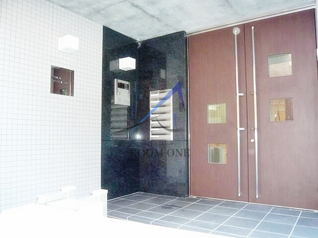 プラッサ西参道のエントランス|エントランスです。